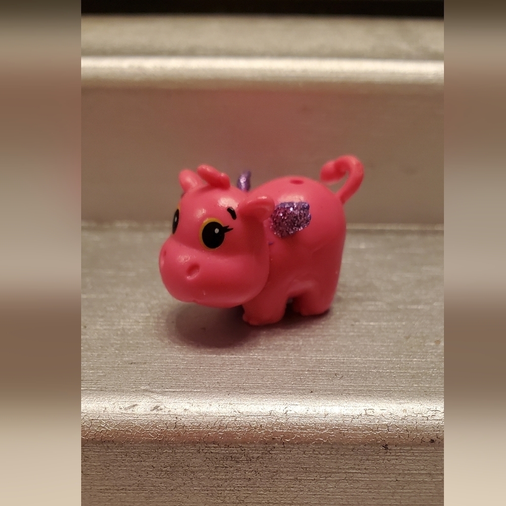Ultra Rare Season 1 of Hatchimals CollEGGtibles River Pink Hiphatch Purple  Wing